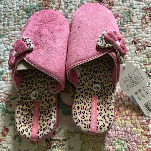 Pink Women's Slippers - Picture 2 of 7